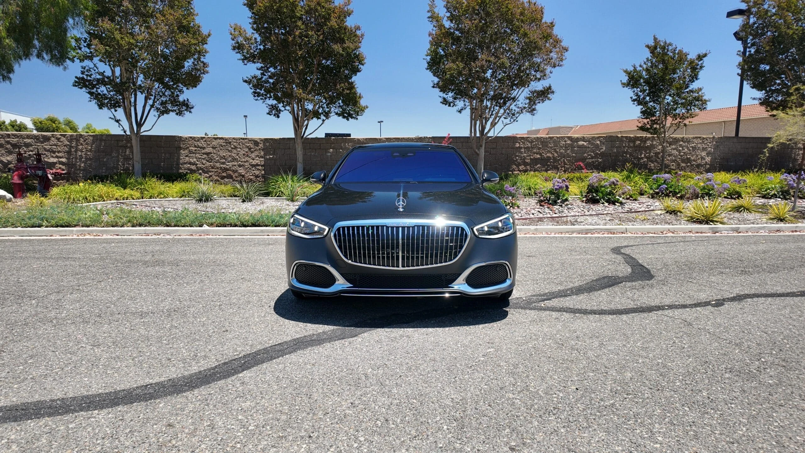 Mercedes-Maybach S 580 detail relevant to miami office car delivery on LUXURY CAR RENT / US